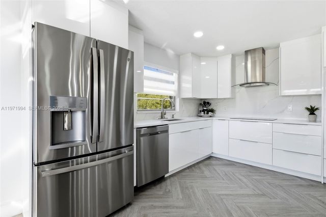 1551 SW 135th Terrace 201G, Pembroke Pines, FL 33027