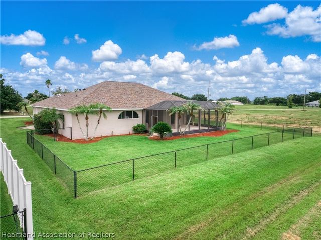 1609 Duane Palmer Boulevard, Sebring, FL 33876