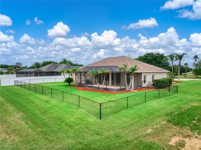 1609 Duane Palmer Boulevard, Sebring, FL 33876