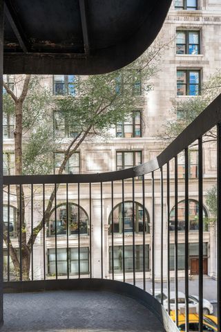 7 E 35th St Apt 4E, New York City, NY 10016