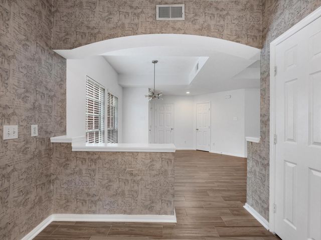 142 N Magnolia Pond Place, The Woodlands, TX 77381