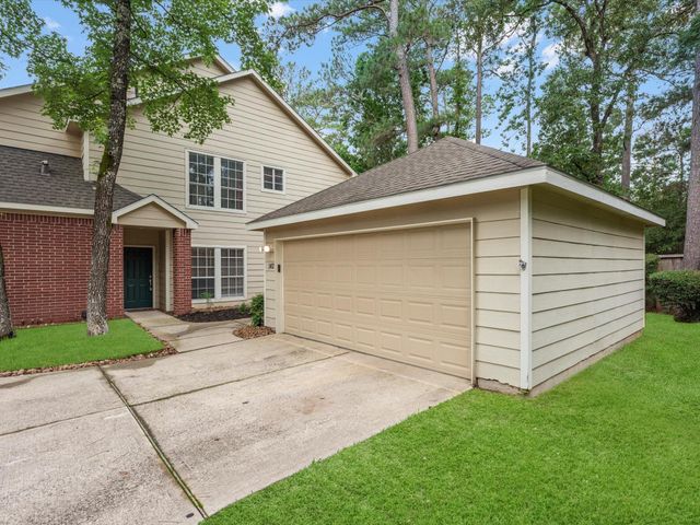 142 N Magnolia Pond Place, The Woodlands, TX 77381