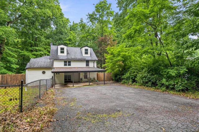 425 Old Dutch Hollow Road, Monroe, NY 10950