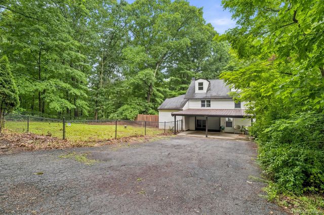 425 Old Dutch Hollow Road, Monroe, NY 10950
