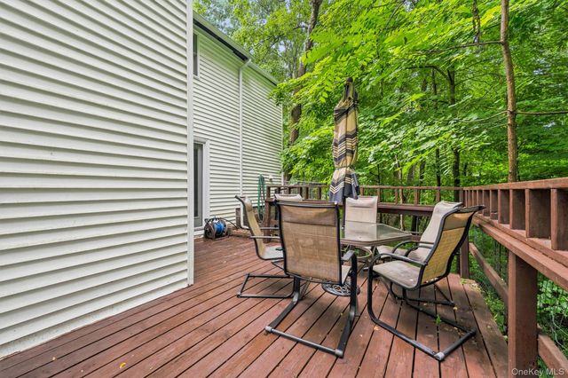425 Old Dutch Hollow Road, Monroe, NY 10950