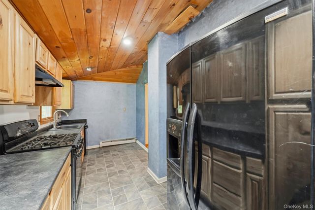 425 Old Dutch Hollow Road, Monroe, NY 10950