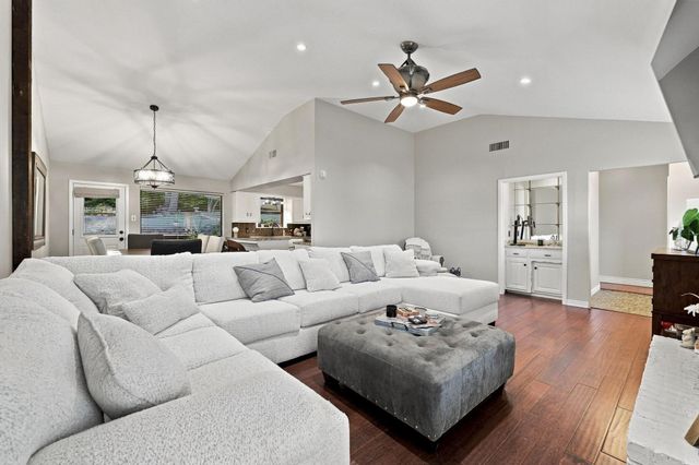 247 Don., Pottsboro, TX 75076