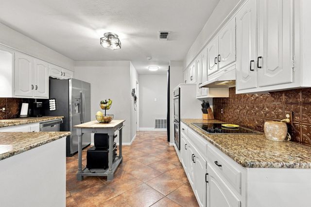 247 Don., Pottsboro, TX 75076