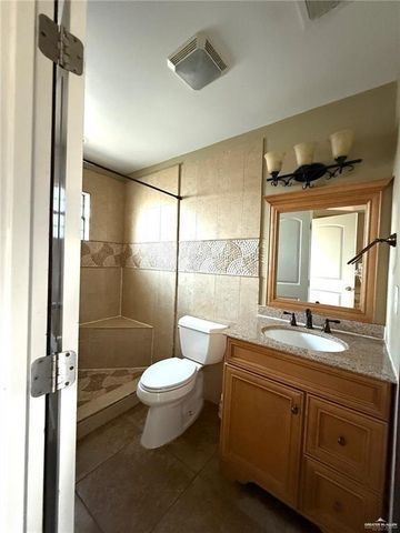 5501 N Moorefield Road, Mission, TX 78574