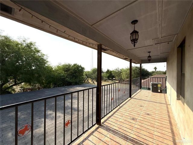 5501 N Moorefield Road, Mission, TX 78574