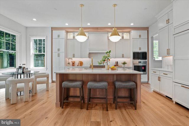 4807 DERUSSEY PKWY, Chevy Chase, MD 20815