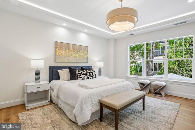 4807 DERUSSEY PKWY, Chevy Chase, MD 20815