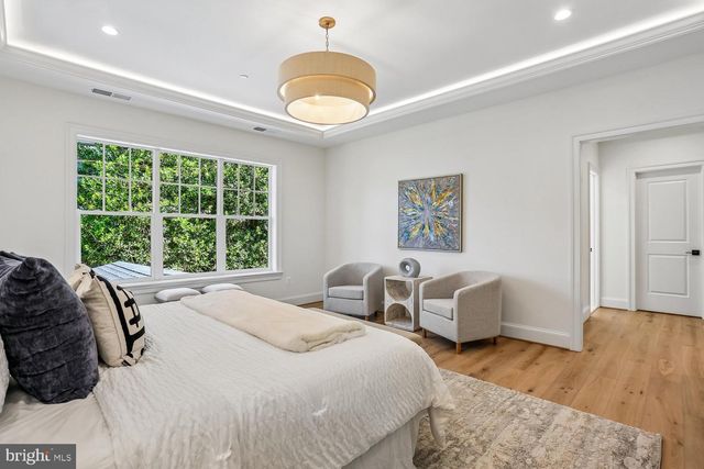 4807 DERUSSEY PKWY, Chevy Chase, MD 20815