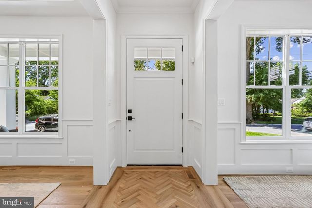 4807 DERUSSEY PKWY, Chevy Chase, MD 20815