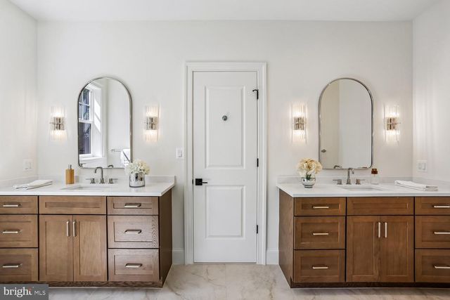 4807 DERUSSEY PKWY, Chevy Chase, MD 20815