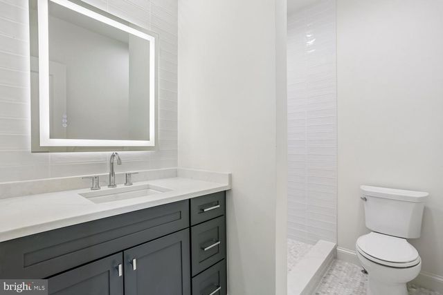 4807 DERUSSEY PKWY, Chevy Chase, MD 20815