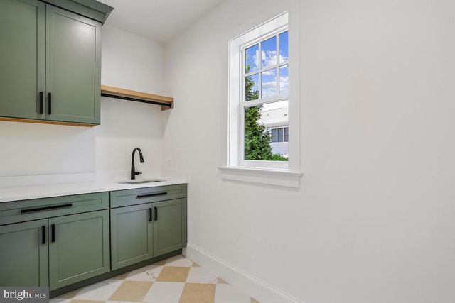 4807 DERUSSEY PKWY, Chevy Chase, MD 20815
