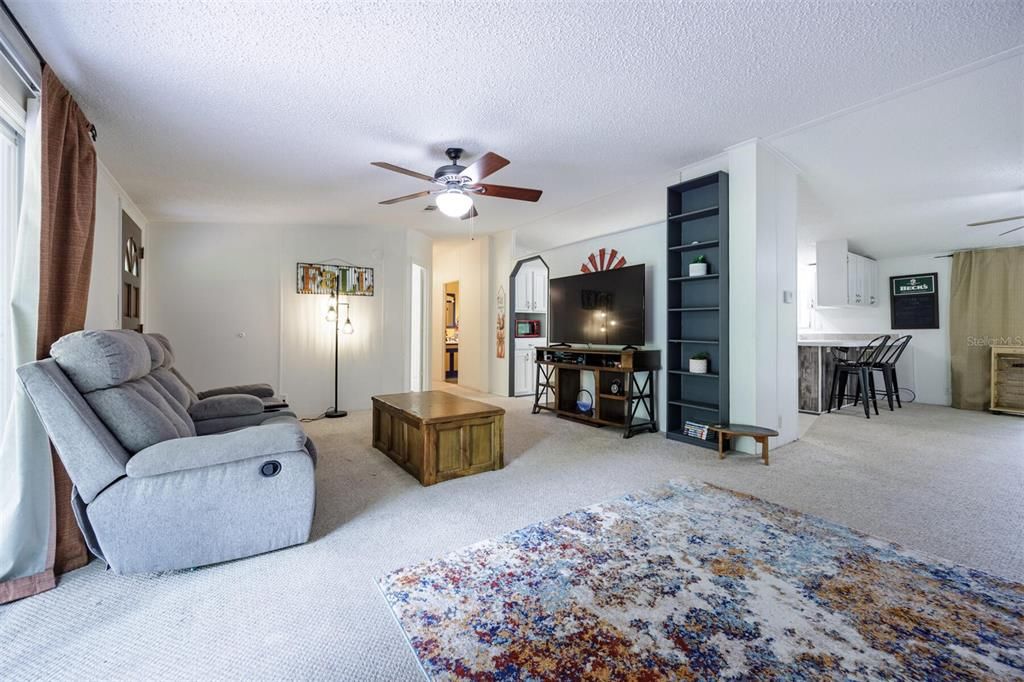 Image 11 of property listing at 6527 SE 155TH STREET, Hawthorne, FL 32640