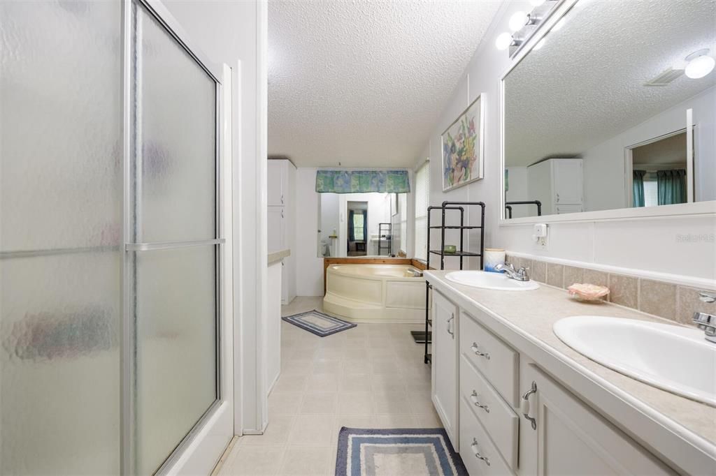 Image 22 of property listing at 6527 SE 155TH STREET, Hawthorne, FL 32640