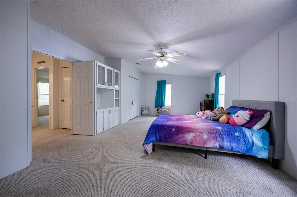Image 25 of property listing at 6527 SE 155TH STREET, Hawthorne, FL 32640