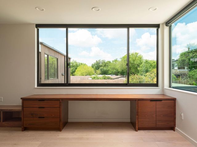 2104 Ann Arbor Ave, Austin, TX 78704