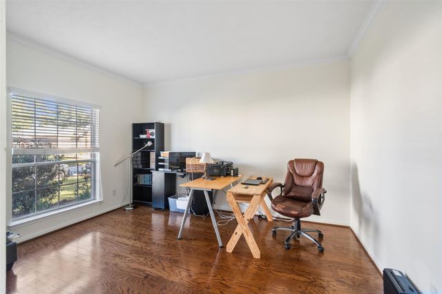 8402 Hunters Village Drive, Humble, TX 77346