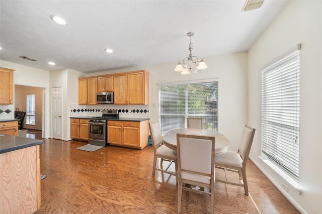 8402 Hunters Village Drive, Humble, TX 77346