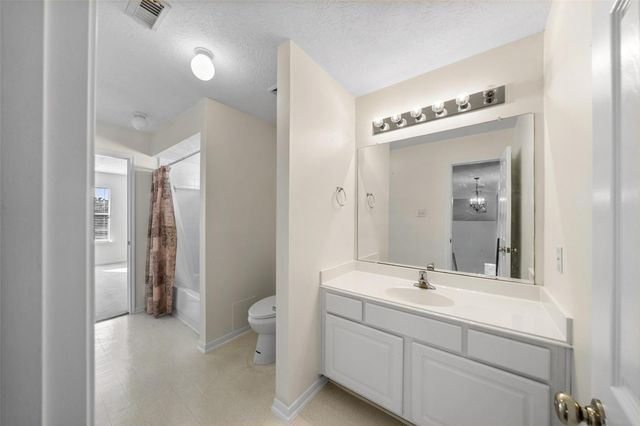 8402 Hunters Village Drive, Humble, TX 77346