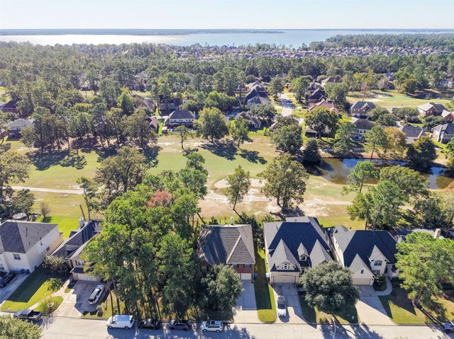 8402 Hunters Village Drive, Humble, TX 77346