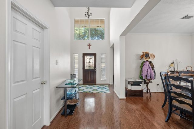 8402 Hunters Village Drive, Humble, TX 77346