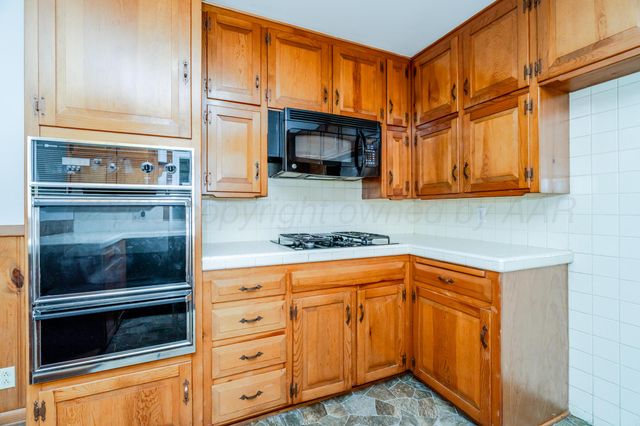 4721 CHEROKEE Trail, Amarillo, TX 79109