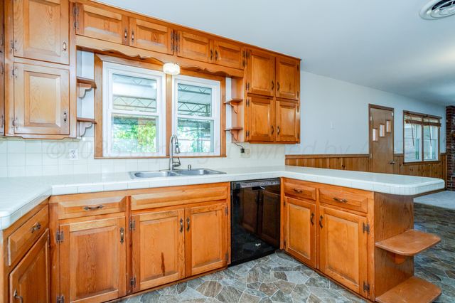 4721 CHEROKEE Trail, Amarillo, TX 79109