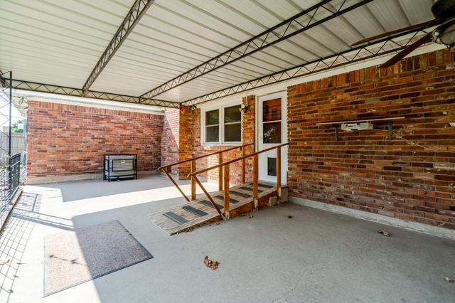 4721 CHEROKEE Trail, Amarillo, TX 79109