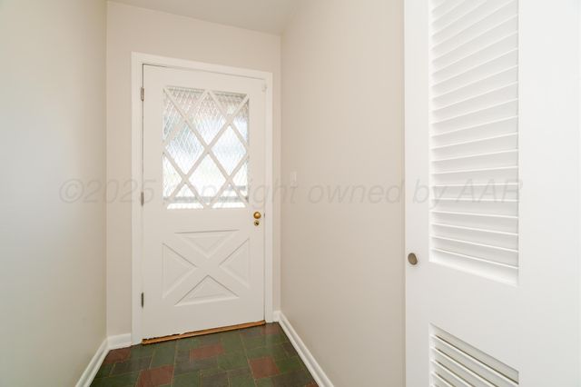 4721 CHEROKEE Trail, Amarillo, TX 79109