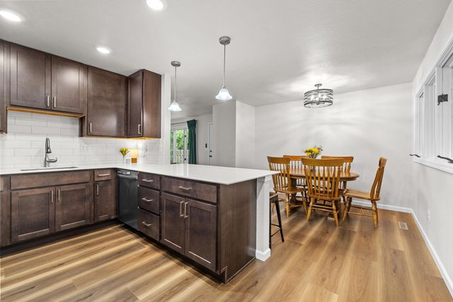 443 23rd St NW, Minot, ND 58703