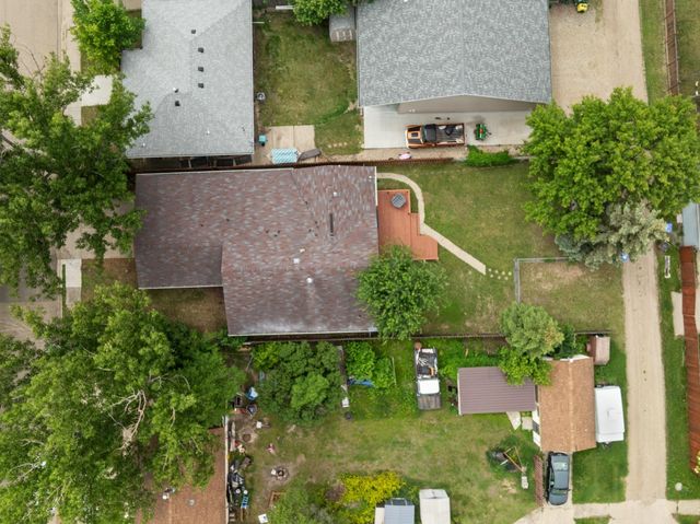 443 23rd St NW, Minot, ND 58703