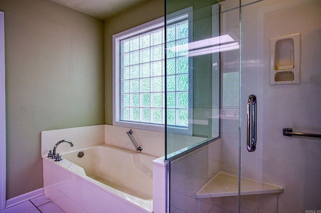 21 Badajoz Way, Hot Springs Village, AR 71909