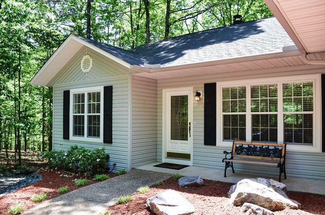 21 Badajoz Way, Hot Springs Village, AR 71909