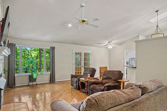 21 Badajoz Way, Hot Springs Village, AR 71909