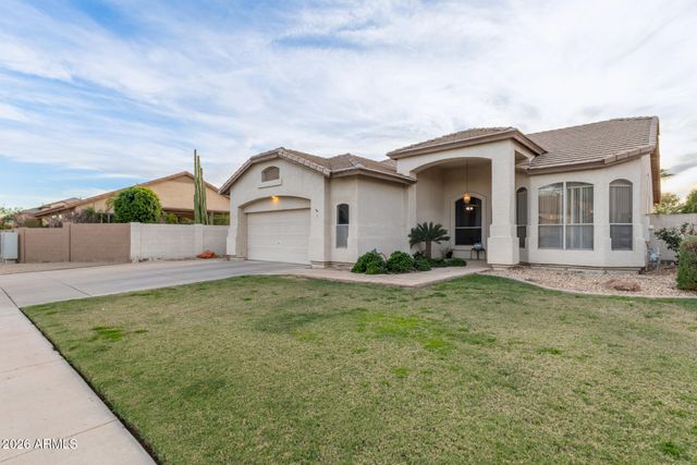 1142 N JOSHUA TREE Lane, Gilbert, AZ 85234