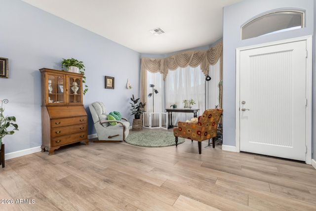 1142 N JOSHUA TREE Lane, Gilbert, AZ 85234