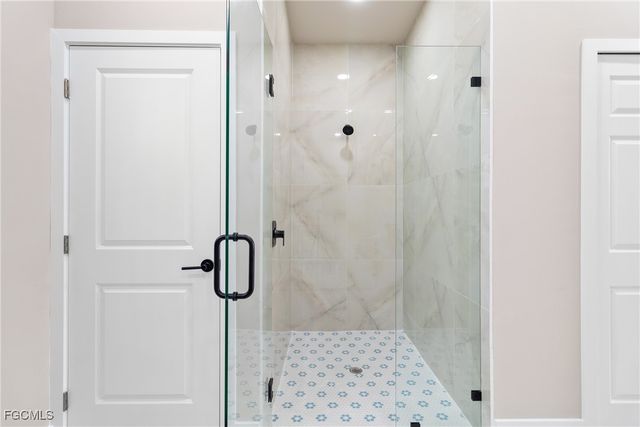 2809 25th ST SW, Lehigh Acres, FL 33976