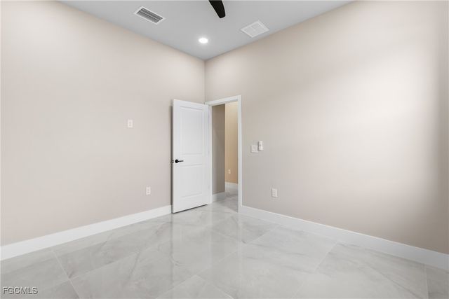 2809 25th ST SW, Lehigh Acres, FL 33976