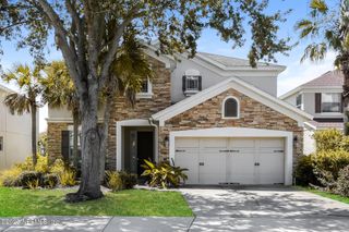 8333 HIGHGATE Drive, Jacksonville, FL 32216