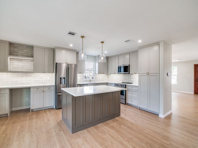 1534 Greenbrook Drive, Rockwall, TX 75032