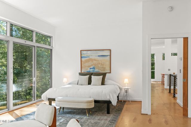 106 Glass House Lane, Carrboro, NC 27510