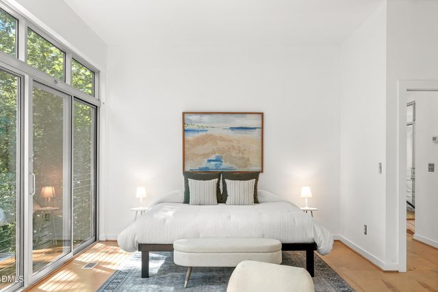 106 Glass House Lane, Carrboro, NC 27510