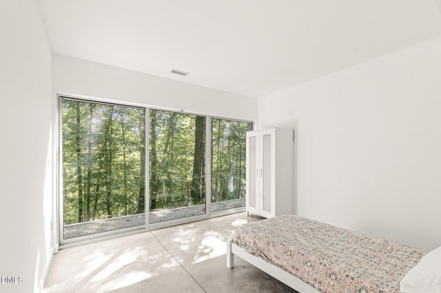 106 Glass House Lane, Carrboro, NC 27510