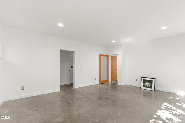 106 Glass House Lane, Carrboro, NC 27510