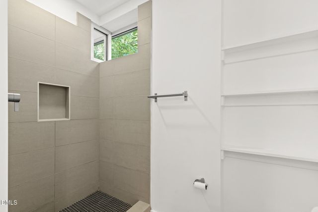 106 Glass House Lane, Carrboro, NC 27510